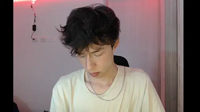 Juanmres online show from November 2025 05:18:02 AM