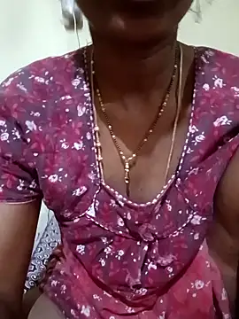 Snapshot of TeluguammayiMahi chatting on September 2025 06:09:01 PM TeluguammayiMahi online show from September 2025 06:09:01 PM