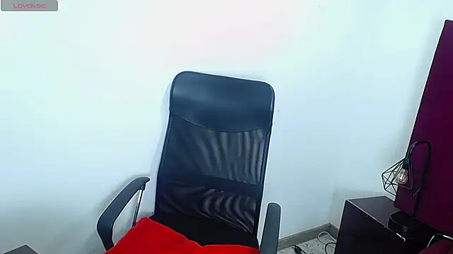 CamiilaReyes online show from February 2025 10:52:02 PM