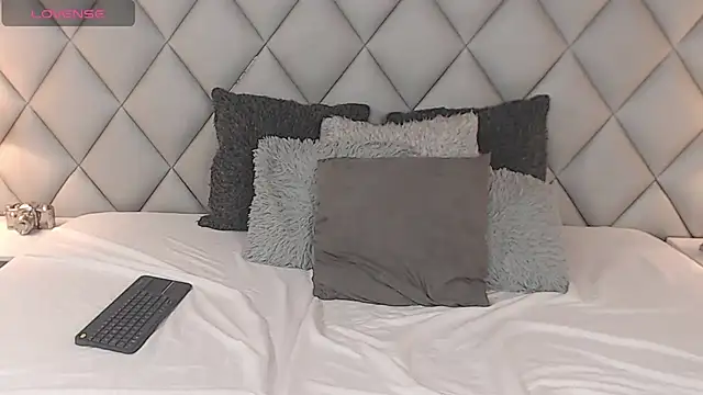 LalyCastro online show from February 2025 07:42:02 PM