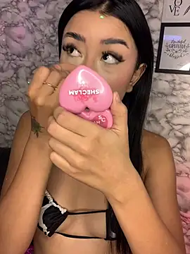 Miss karol online show from January 2026 05:17:01 PM