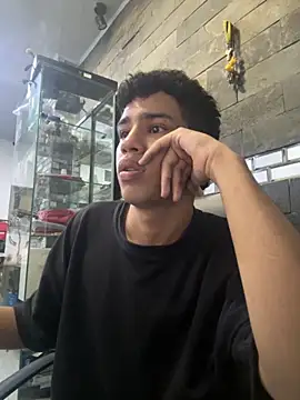 Santiago-Thompson online show from October 2025 02:55:02 AM