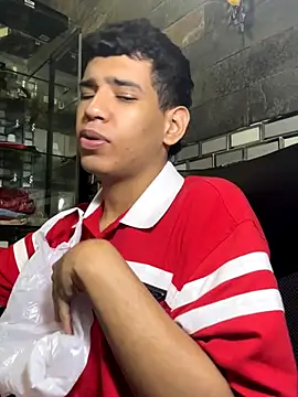 Santiago-Thompson online show from October 2025 02:49:01 PM