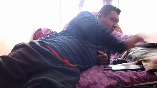 Snapshot of nakedlima chatting on November 2025 03:13:02 PM nakedlima online show from November 2025 03:13:02 PM