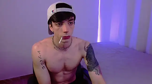 H3ll B0I online show from February 2025 07:49:01 AM