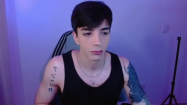 H3ll B0I online show from March 2026 11:41:01 PM