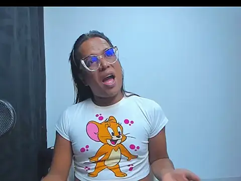 monsterdickcessy 22cm online show from January 2025 01:38:01 PM