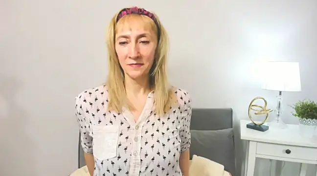 Snapshot of MargaretMilf69 chatting on February 2025 07:38:01 PM MargaretMilf69 online show from February 2025 07:38:01 PM