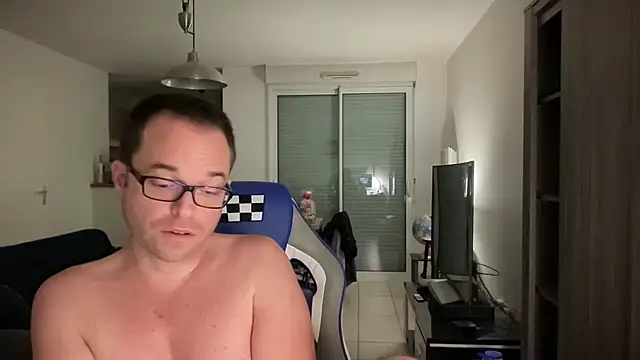 Funnyjul31 online show from February 2025 09:34:02 PM