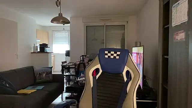 Funnyjul31 online show from March 2025 05:31:02 PM