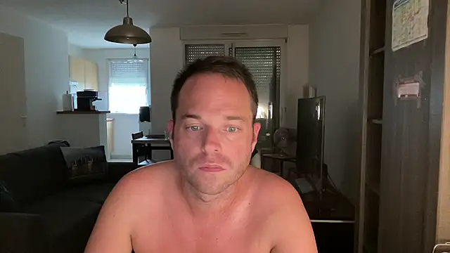 Funnyjul31 online show from September 2025 03:45:01 PM