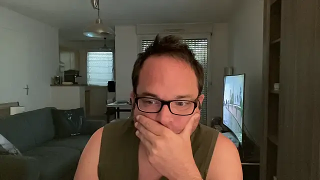 Snapshot of Funnyjul31 chatting on May 2026 11:05:02 AM Funnyjul31 online show from May 2026 11:05:02 AM