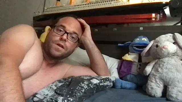 Snapshot of Funnyjul31 chatting on May 2026 06:50:01 PM Funnyjul31 online show from May 2026 06:50:01 PM