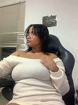 my cam online show from February 2025 11:55:02 PM