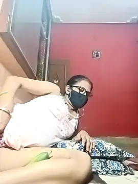 runi31 online show from October 2025 05:55:02 PM