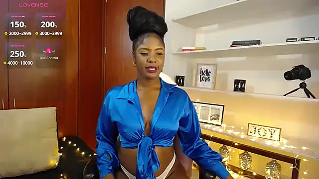 Snapshot of miaderail chatting on February 2025 09:40:01 PM miaderail online show from February 2025 09:40:01 PM