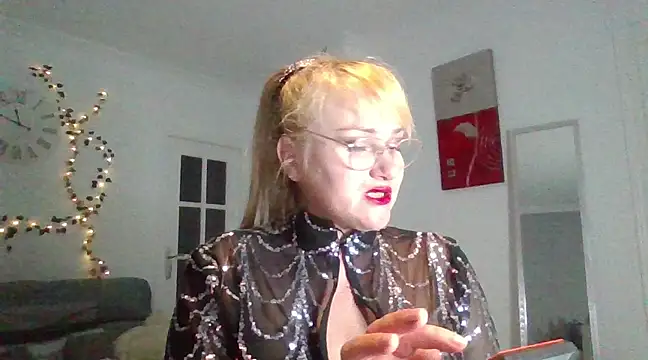 Luzia-Sal online show from February 2025 11:15:01 PM