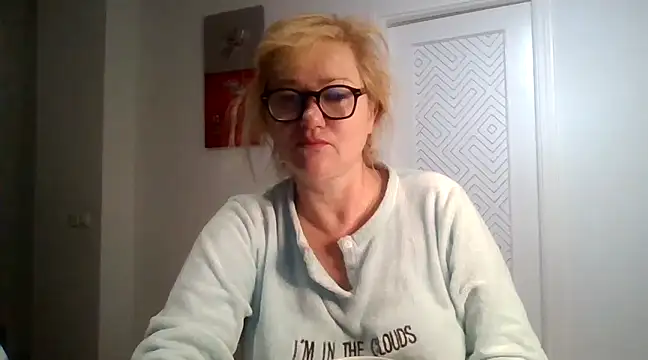 Luzia-Sal online show from March 2025 06:48:02 AM