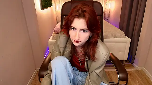 Violet Moreau online show from March 2026 08:39:01 PM