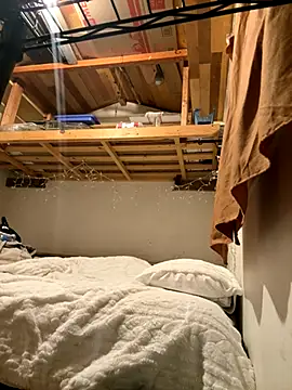 Snapshot of kcmo1010 chatting on November 2025 10:42:02 PM kcmo1010 online show from November 2025 10:42:02 PM