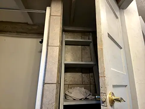 Snapshot of kcmo1010 chatting on November 2025 07:30:01 PM kcmo1010 online show from November 2025 07:30:01 PM