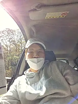 Tyyyggjju online show from November 2025 03:39:02 AM