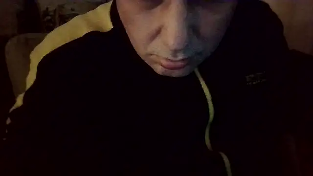 Snapshot of GrandpasDadBulg chatting on January 2026 11:19:02 PM GrandpasDadBulg online show from January 2026 11:19:02 PM