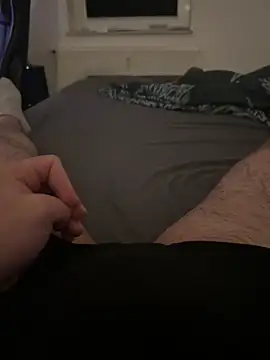 Mo 2003 online show from February 2025 06:04:02 PM