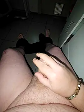 Usame como quieras online show from February 2026 05:03:02 AM