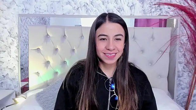 Snapshot of Ariana_greenblat chatting on October 2025 04:04:02 PM Ariana greenblat online show from October 2025 04:04:02 PM