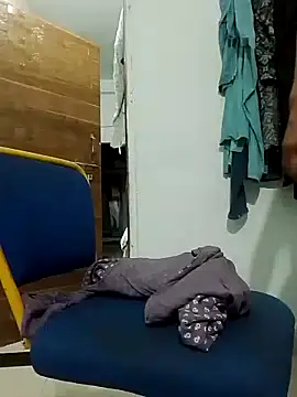 Snapshot of saaniya chatting on March 2025 09:03:02 PM saaniya online show from March 2025 09:03:02 PM