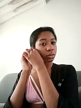 Zaira Rose  online show from February 2026 02:25:01 PM