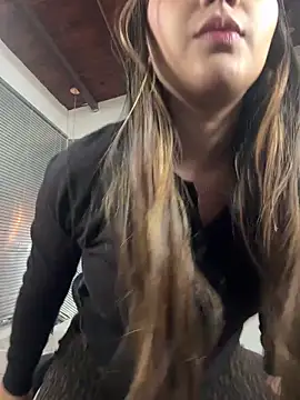 Snapshot of Hadley_ chatting on February 2026 03:38:02 AM Hadley online show from February 2026 03:38:02 AM