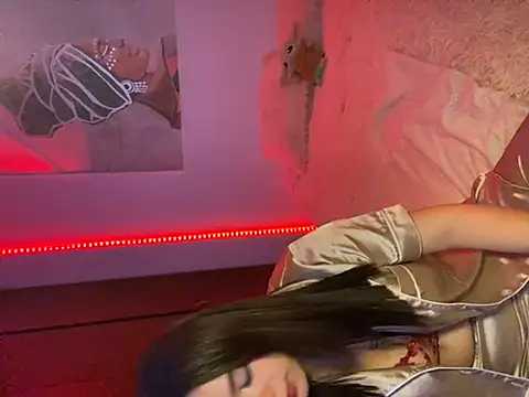 eileensophi online show from February 2025 05:57:02 AM