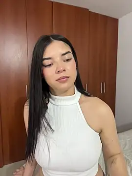 Snapshot of eileensophi chatting on March 2026 03:20:01 AM eileensophi online show from March 2026 03:20:01 AM