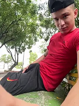 arevalo1124 online show from November 2025 04:23:01 PM