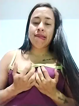 Snapshot of kamila_lovee chatting on February 2025 02:41:01 AM kamila lovee online show from February 2025 02:41:01 AM