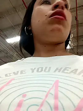 Snapshot of kamila_lovee chatting on February 2025 08:54:02 PM kamila lovee online show from February 2025 08:54:02 PM