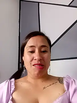 Snapshot of kamila_lovee chatting on March 2025 06:54:01 PM kamila lovee online show from March 2025 06:54:01 PM