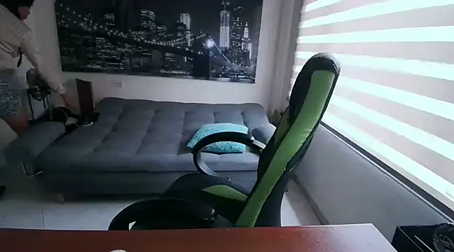 Snapshot of kamila_lovee chatting on March 2025 10:34:02 PM kamila lovee online show from March 2025 10:34:02 PM