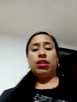 Snapshot of kamila_lovee chatting on March 2025 11:11:02 PM kamila lovee online show from March 2025 11:11:02 PM