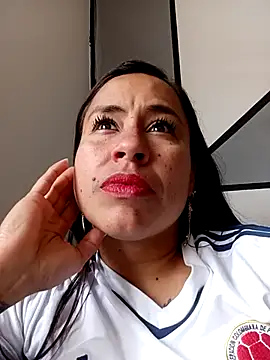 Snapshot of kamila_lovee chatting on March 2025 07:35:02 PM kamila lovee online show from March 2025 07:35:02 PM