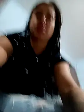 Snapshot of kamila_lovee chatting on March 2025 03:42:01 PM kamila lovee online show from March 2025 03:42:01 PM