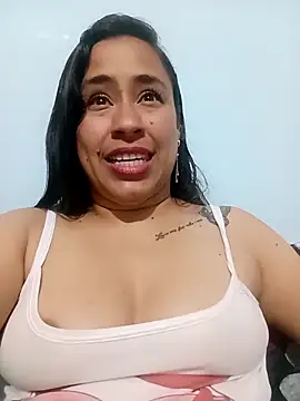 Snapshot of kamila_lovee chatting on September 2025 04:47:01 AM kamila lovee online show from September 2025 04:47:01 AM