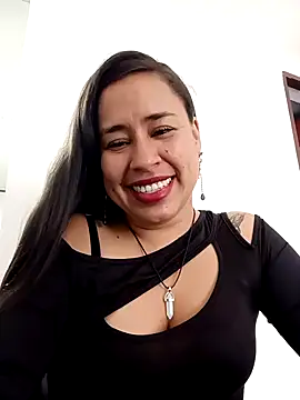 Snapshot of kamila_lovee chatting on October 2025 06:58:01 PM kamila lovee online show from October 2025 06:58:01 PM