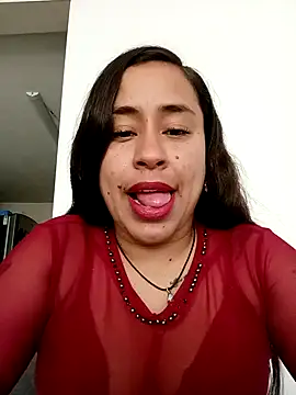 Snapshot of kamila_lovee chatting on October 2025 07:25:02 PM kamila lovee online show from October 2025 07:25:02 PM