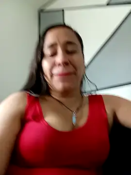 Snapshot of kamila_lovee chatting on October 2025 04:39:01 PM kamila lovee online show from October 2025 04:39:01 PM