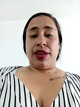 Snapshot of kamila_lovee chatting on October 2025 07:47:02 PM kamila lovee online show from October 2025 07:47:02 PM