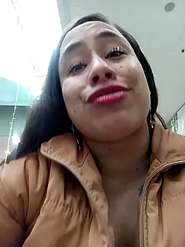 Snapshot of kamila_lovee chatting on November 2025 07:46:02 PM kamila lovee online show from November 2025 07:46:02 PM