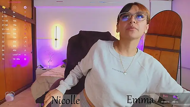  Emma11 online show from February 2025 10:43:02 PM